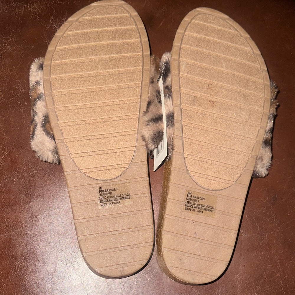 Sugar Women's Leopard Print Fur Slippers - Picture 2 of 3
